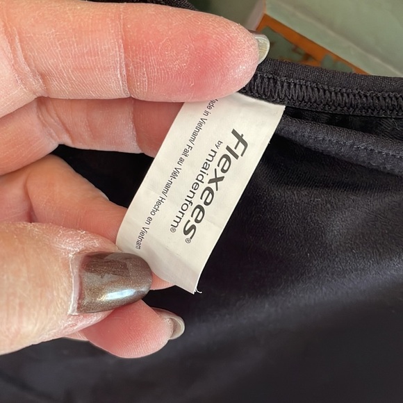 🧨SALE 3/$15‼️ 👠 Maidenform Flexees Shape Wear 💄 - Picture 3 of 5